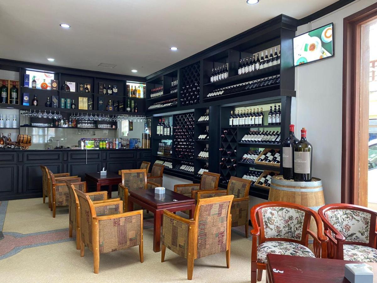 Subinh Hotel And Restaurant Pakxé Zewnętrze zdjęcie